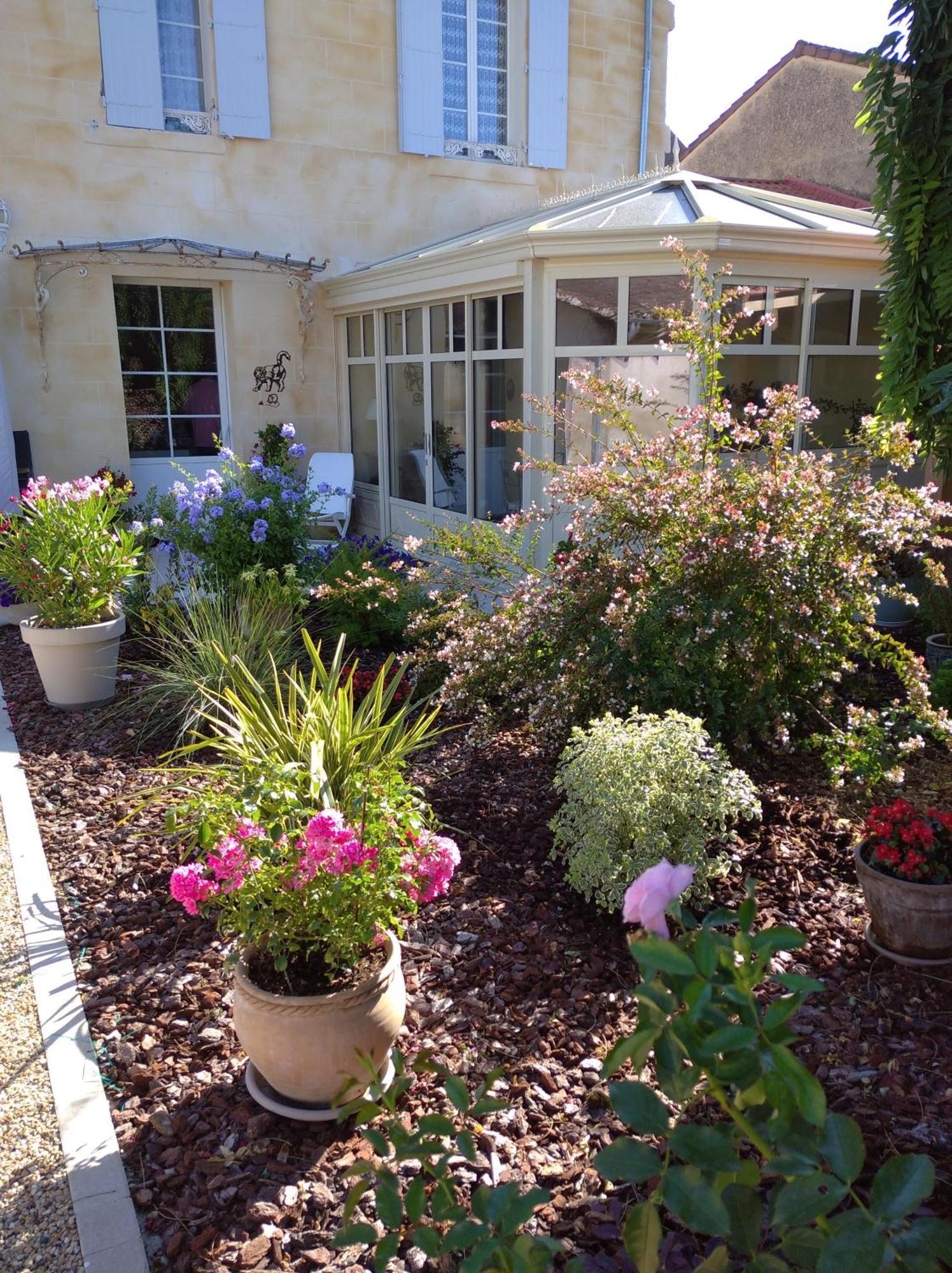 L'Acacia Bed & Breakfast แบร์เฌอรัก ภายนอก รูปภาพ